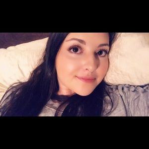 Meet your Posher, Cambria